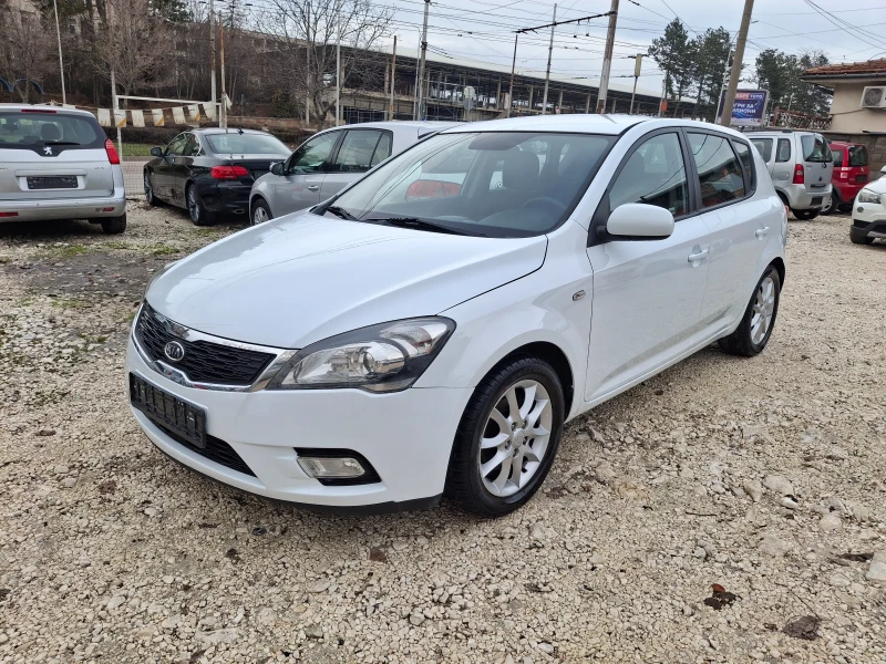 Kia Ceed 1.6CRDI 90к.с., снимка 12 - Автомобили и джипове - 48428249