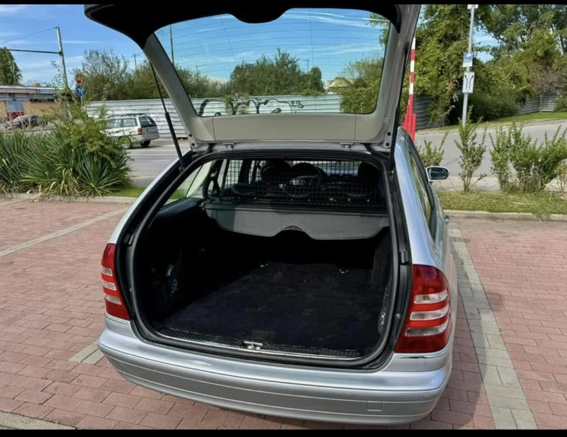 Mercedes-Benz C 220 2.2 150к.с, снимка 8 - Автомобили и джипове - 48723169