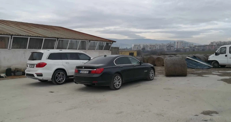 BMW 740 Individual, Xdrive, снимка 5 - Автомобили и джипове - 48909314