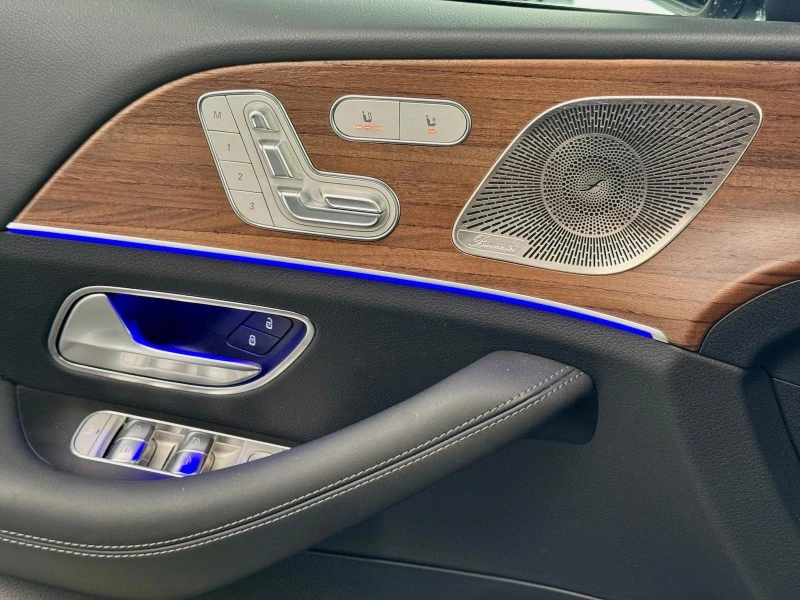 Mercedes-Benz GLE 450 d* AMG* 4M* DISTR* AIRMATIC* 360 CAM* KEYLESS* BUR, снимка 8 - Автомобили и джипове - 51271517