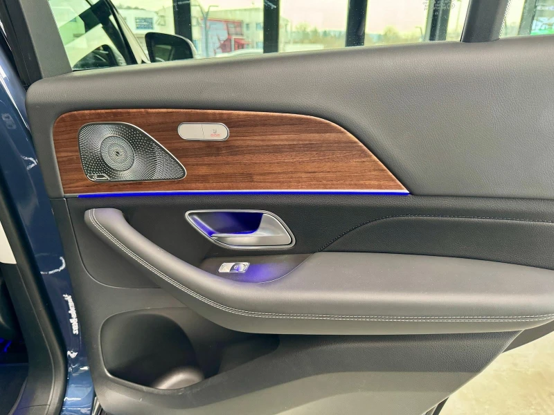 Mercedes-Benz GLE 450 d* AMG* 4M* DISTR* AIRMATIC* 360 CAM* KEYLESS* BUR, снимка 13 - Автомобили и джипове - 51271517