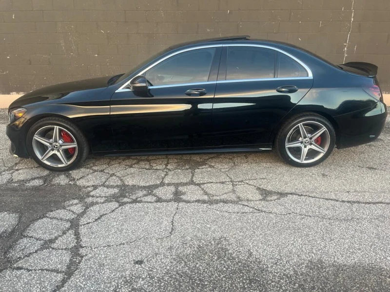 Mercedes-Benz C 300 AMG* ПАМЕТ* ПОДГРЕВ* КАМЕРА* ПАНОРАМА* KEYLESS* , снимка 8 - Автомобили и джипове - 52466775