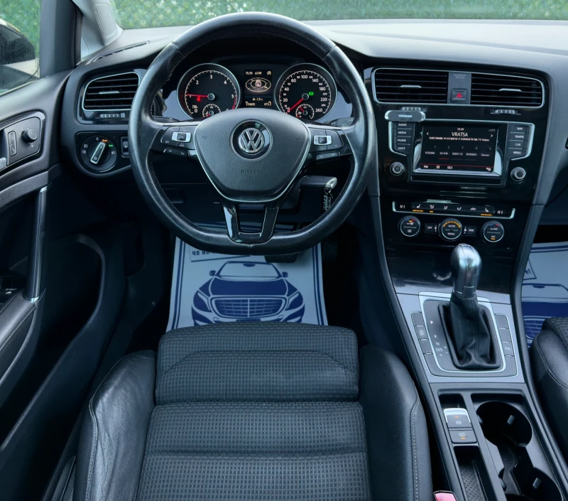 VW Golf 1.6TDi AVTOMAT* XENON* NAVI* FULL LED, снимка 12 - Автомобили и джипове - 53078419