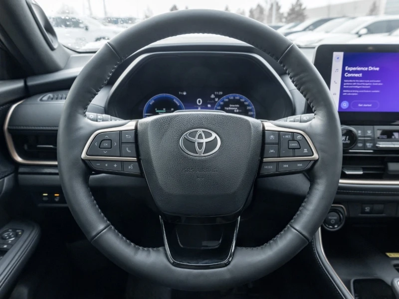 Toyota Grand Highlander Hybrid Platinum MAX  С РЕГИСТРАЦИЯ & АВТО КРЕДИТ , снимка 8 - Автомобили и джипове - 53260745