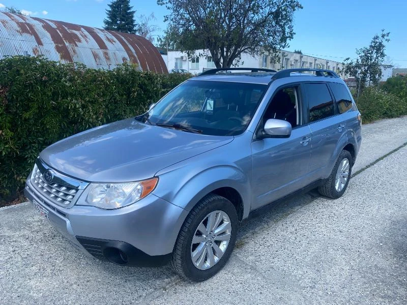 Subaru Forester 2.5 бензин 4х4, снимка 2 - Автомобили и джипове - 33874467