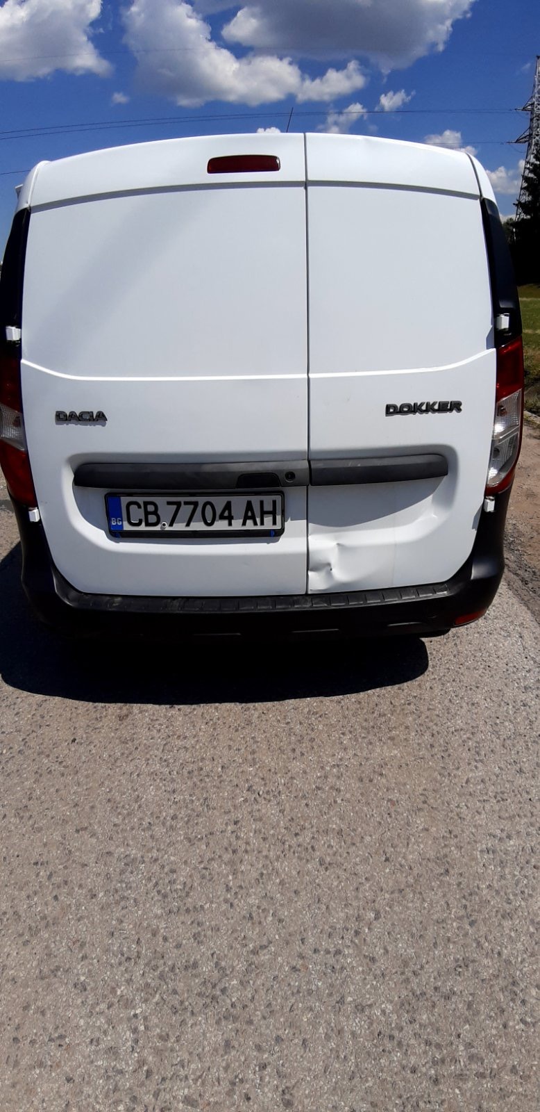 Dacia Dokker 1.6 Фабрична газова уредба, снимка 3 - Автомобили и джипове - 46408131