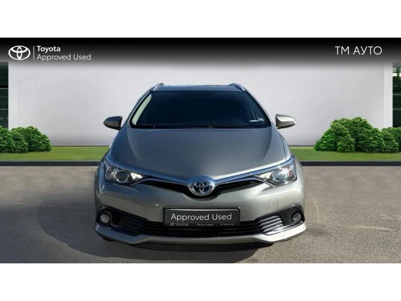 Toyota Auris, снимка 5 - Автомобили и джипове - 48013103