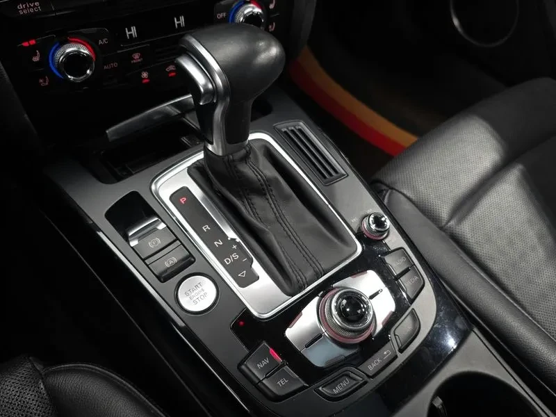 Audi A5 2.0 TDI Quattro, снимка 9 - Автомобили и джипове - 54552651