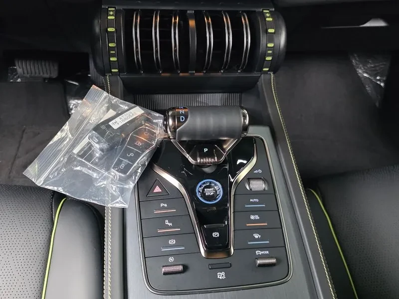 BYD Atto3, снимка 8 - Автомобили и джипове - 56223420