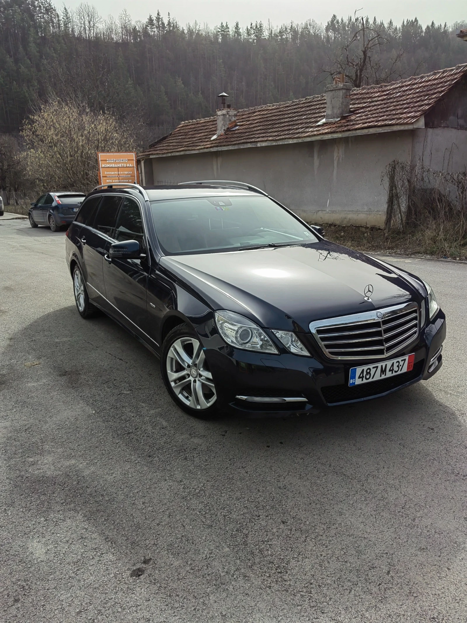 Mercedes-Benz E 350 4 MATIK* * 7G TRONIK* * AVANTGARDE* * AIRMATIK - изображение 2