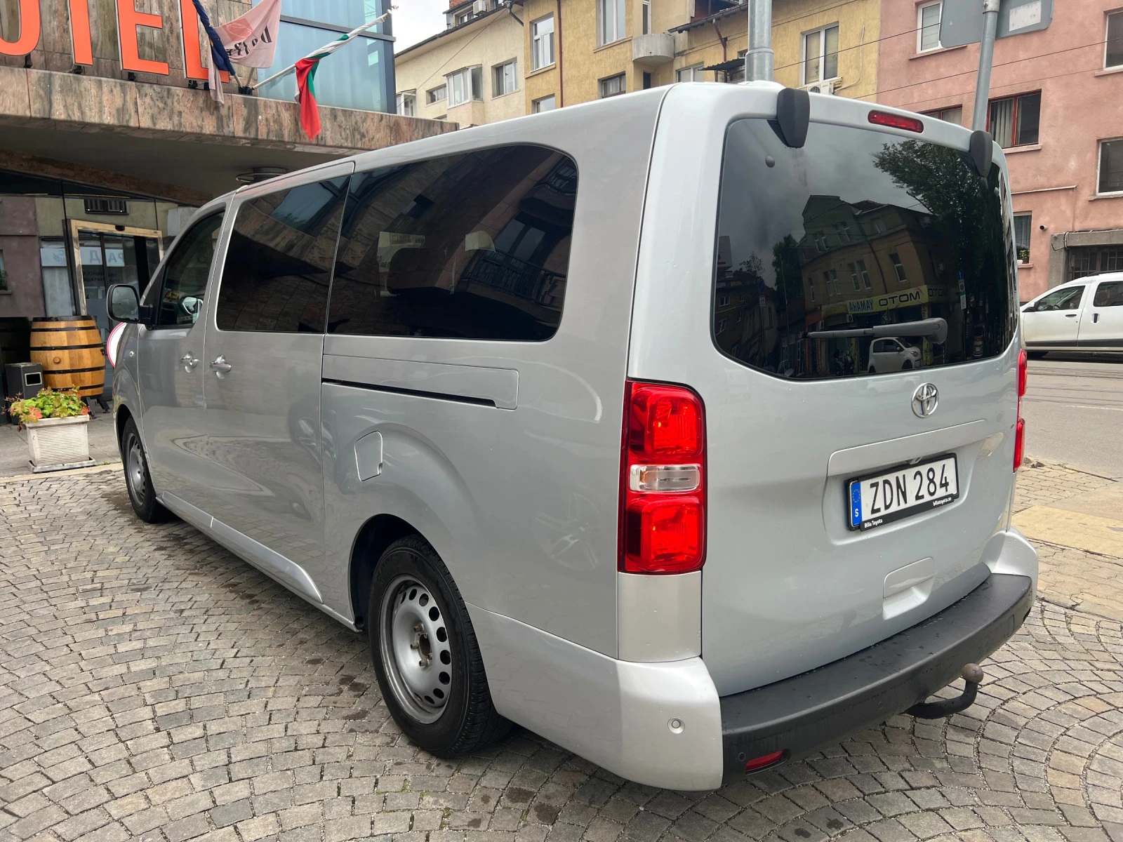 Toyota Proace City Verso 2.0D-4D L2 Automatic Comfort Лизинг 20% - изображение 4