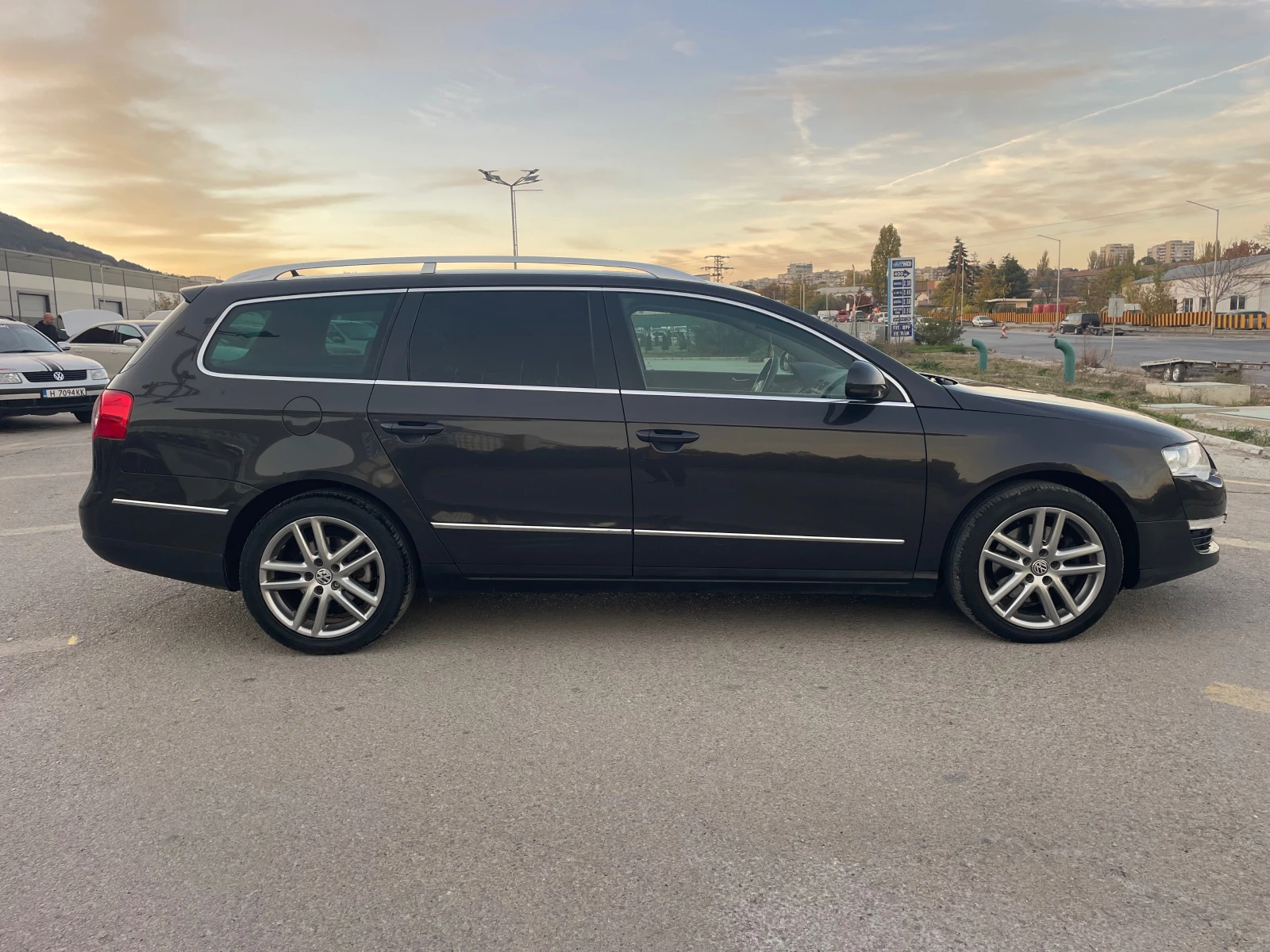 VW Passat 2.0 tdi NAVI HIGH-LINE - изображение 4