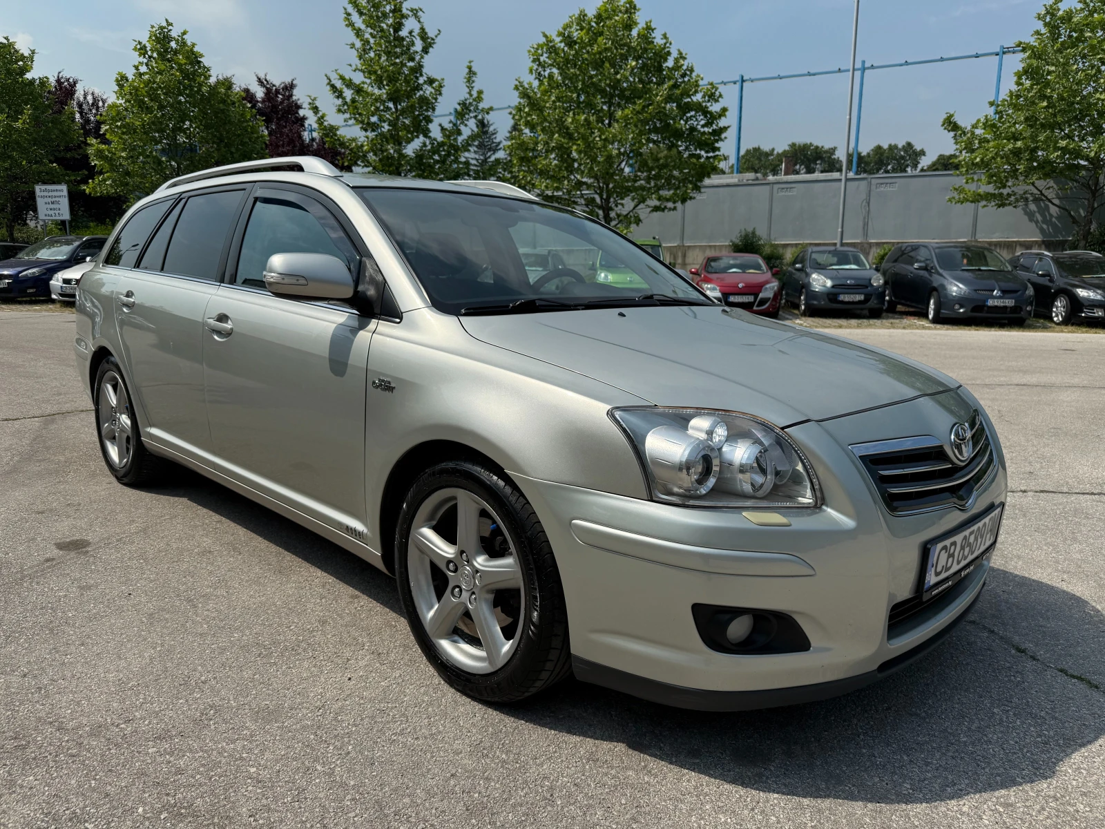 Toyota Avensis 2.2d 177 к.с. - изображение 6