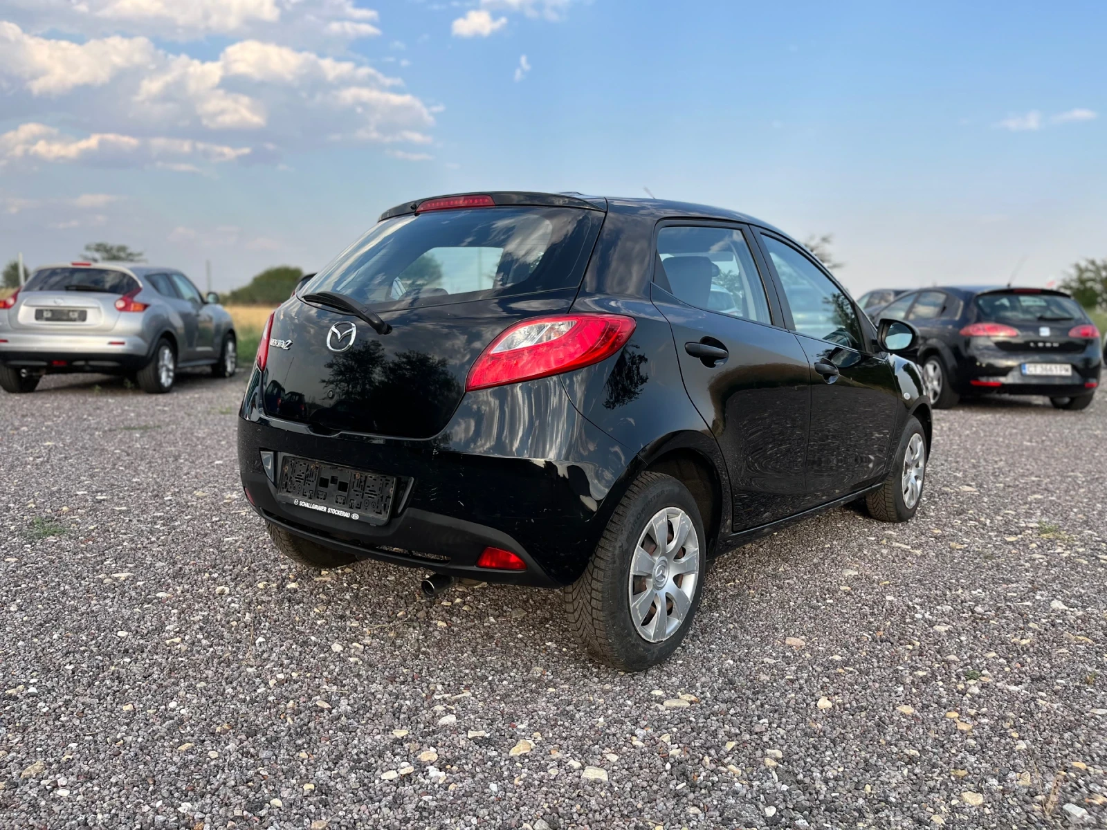 Mazda 2 1.3 75 коня - изображение 3