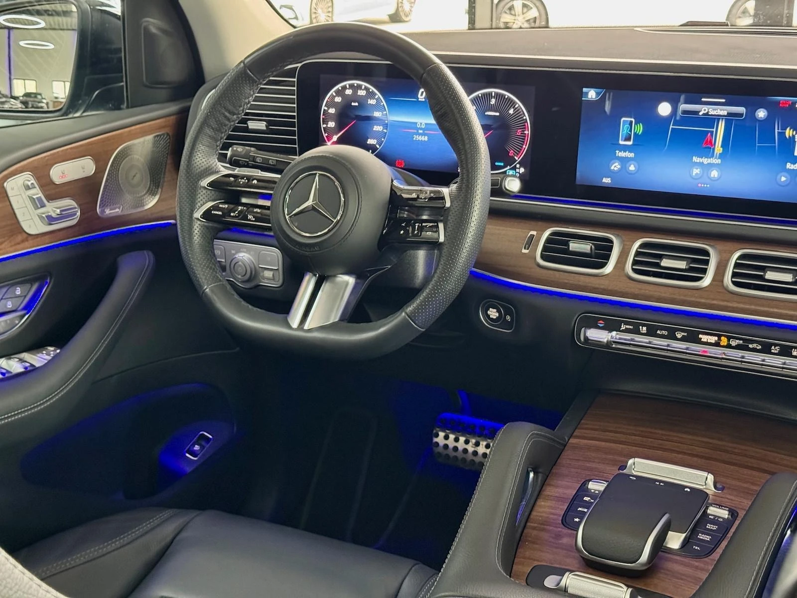Mercedes-Benz GLE 450 d* AMG* 4M* DISTR* AIRMATIC* 360 CAM* KEYLESS* BUR - изображение 9