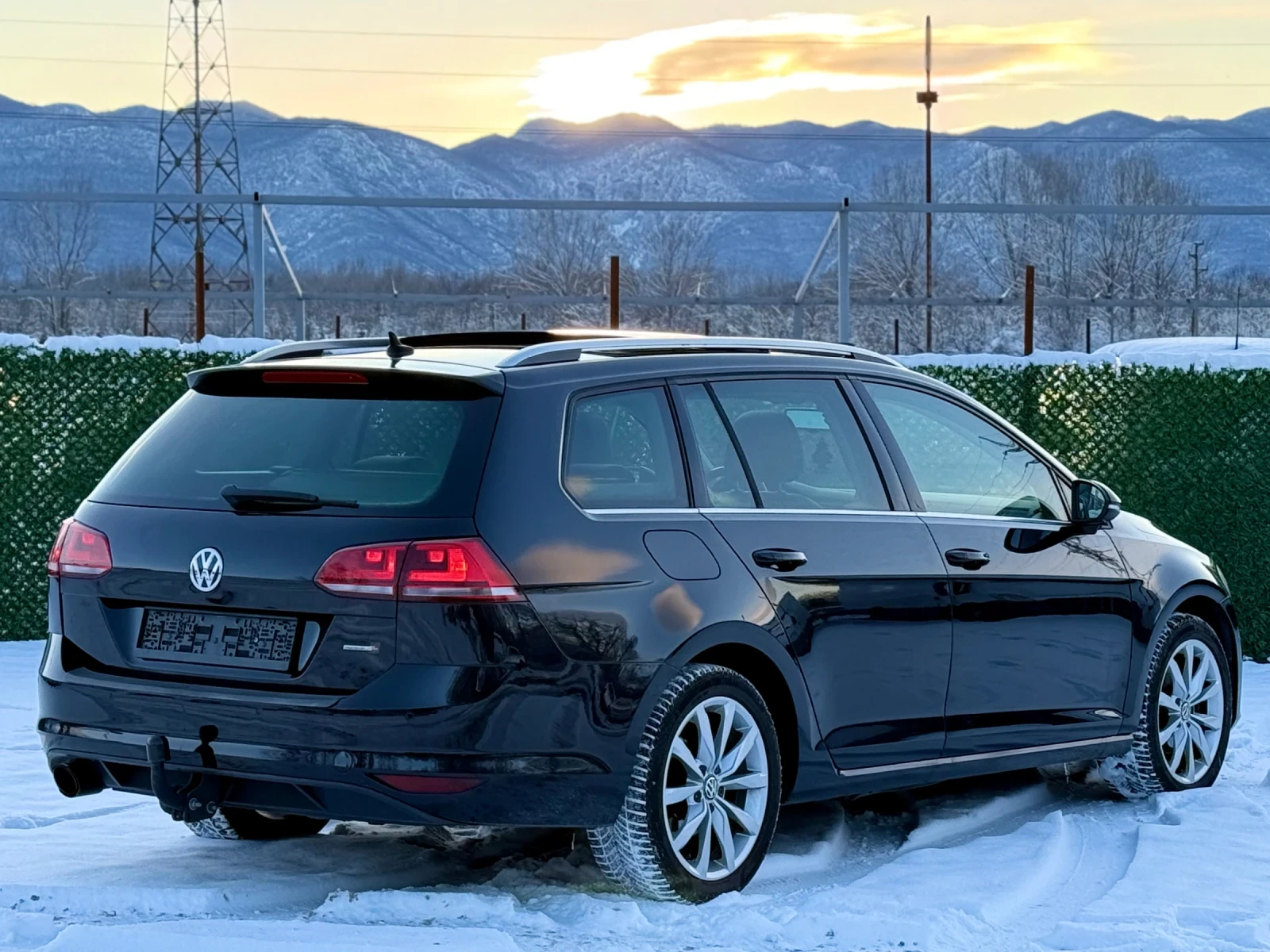 VW Golf 1.6TDi AVTOMAT* XENON* NAVI* FULL LED - изображение 6