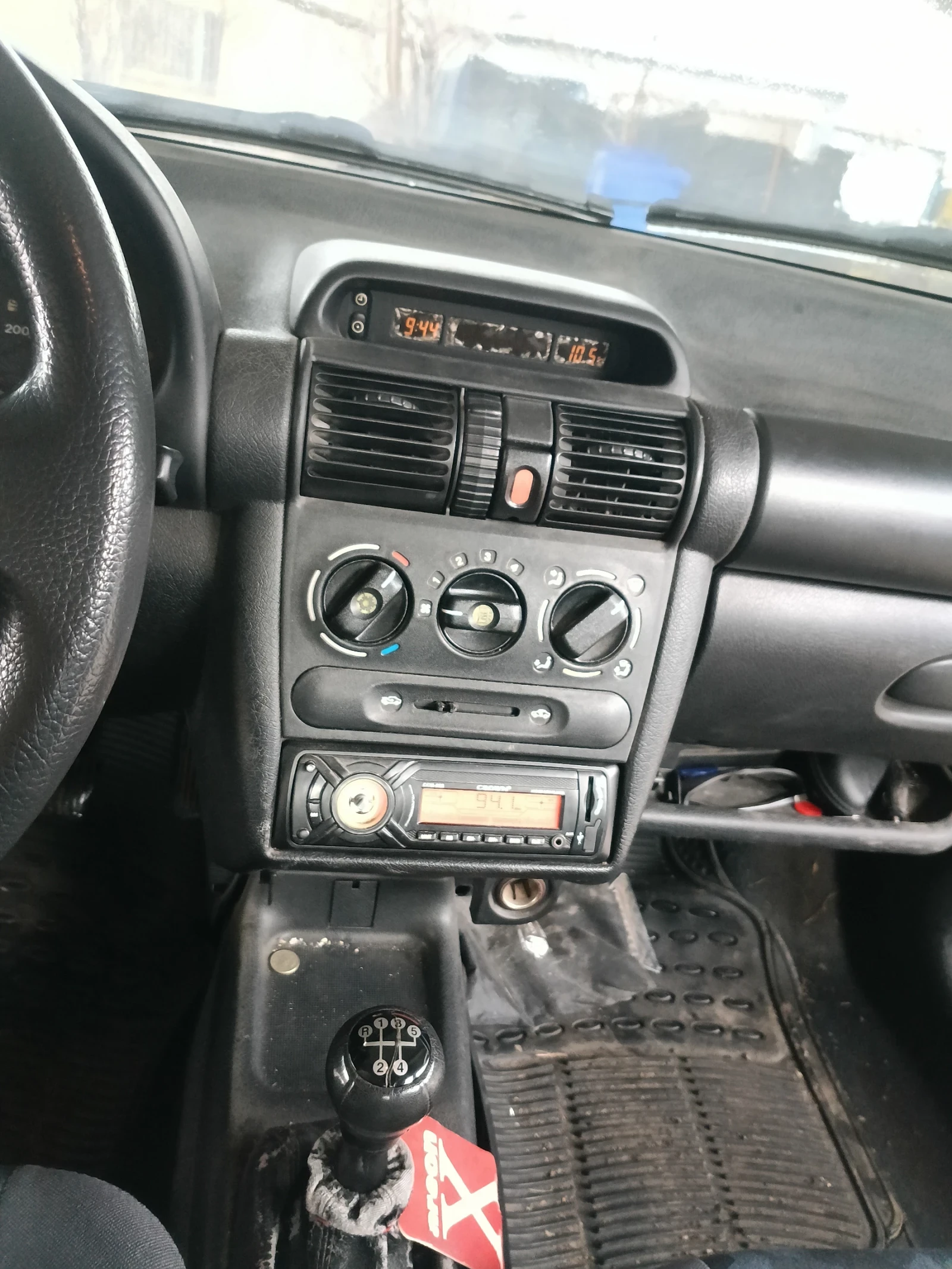 Opel Corsa  - изображение 3