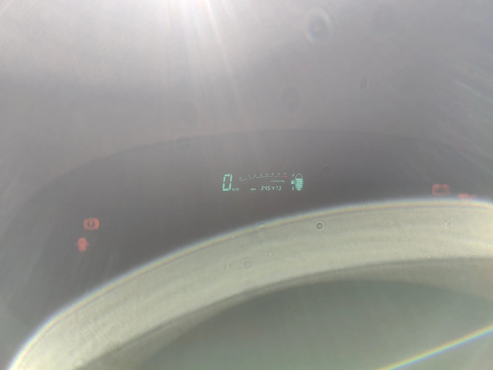 Toyota Yaris  1.3 VVT-i, снимка 8 - Автомобили и джипове - 53759126