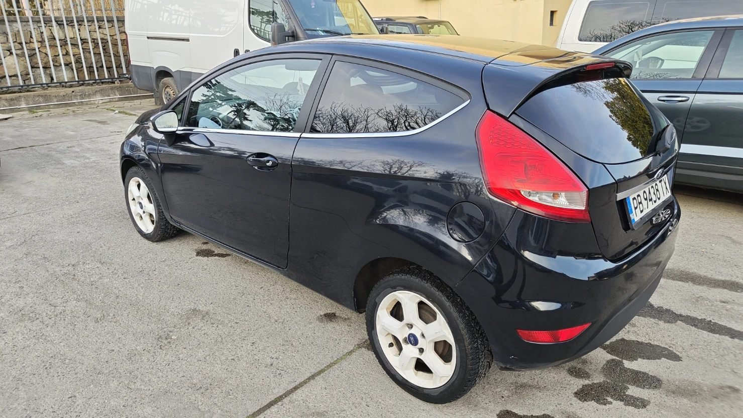 Ford Fiesta 1.4 LPG, снимка 2 - Автомобили и джипове - 53786380