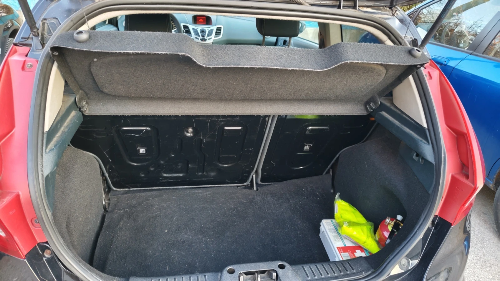 Ford Fiesta 1.4 LPG, снимка 13 - Автомобили и джипове - 53786380