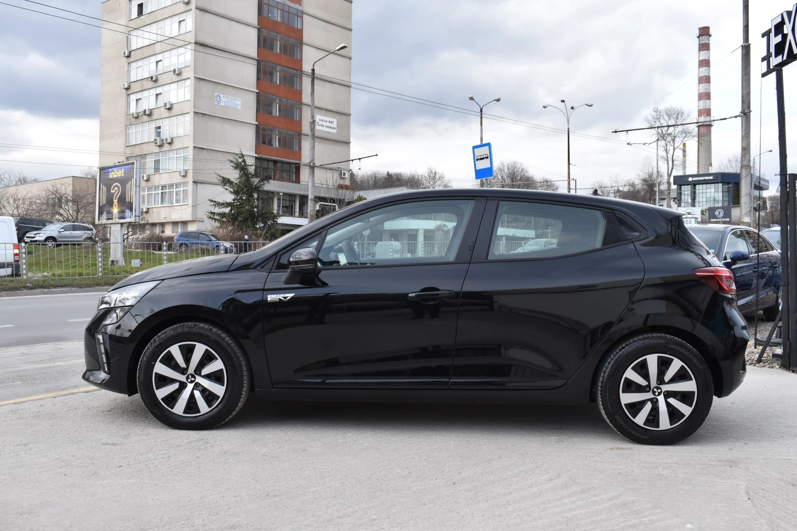 Mitsubishi Colt 1.6 HEV* INVITED* ГАРАНЦИЯ ДО 2029г., снимка 2 - Автомобили и джипове - 53913696