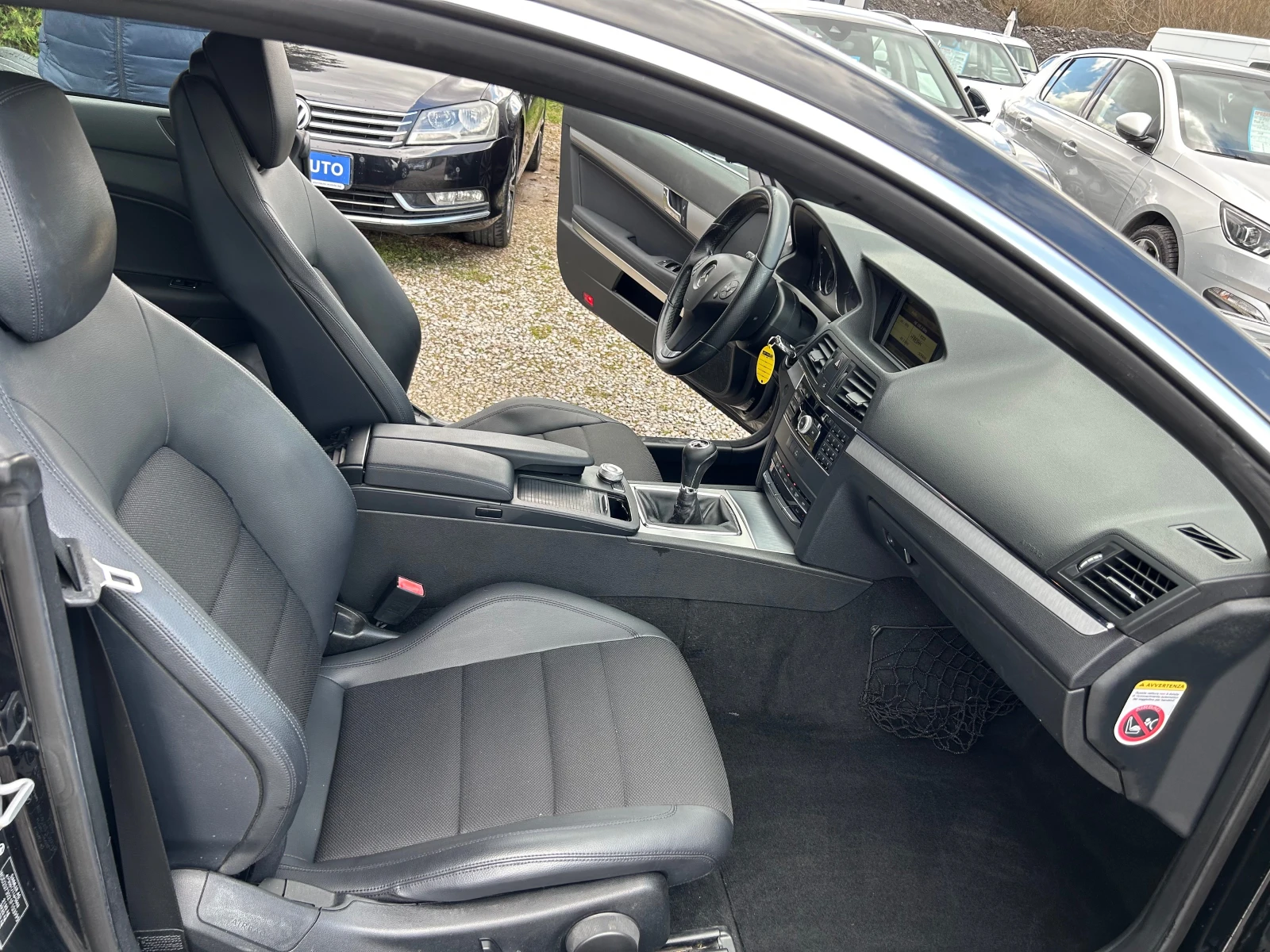 Mercedes-Benz E 220 2.2CDI EURO 5A, снимка 11 - Автомобили и джипове - 54091203