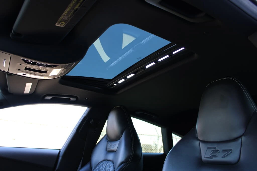 Audi S7 4.0T quattro AWD* АвтоКредит* (Цена до БГ) , снимка 9 - Автомобили и джипове - 54259571