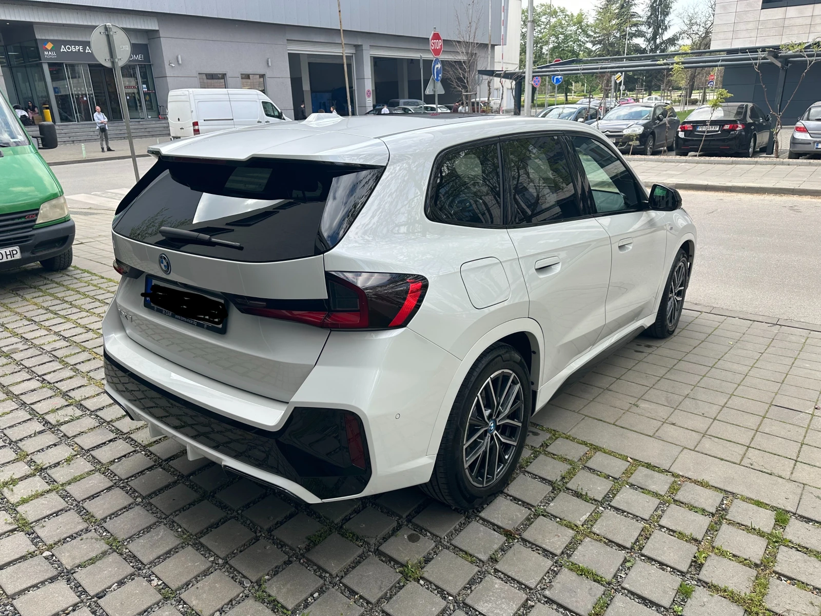 BMW iX1 xDrive30 M �����  64.7 kWh | Mobile.bg � ����������� 3