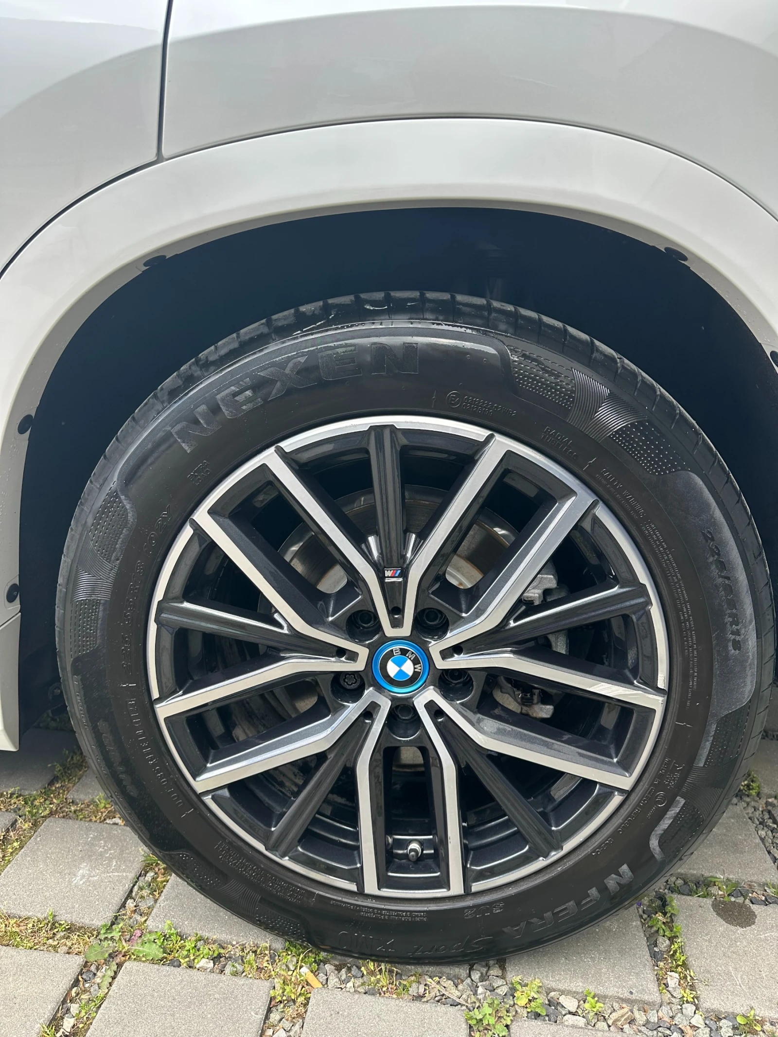 BMW iX1 xDrive30 M �����  64.7 kWh | Mobile.bg � ����������� 6