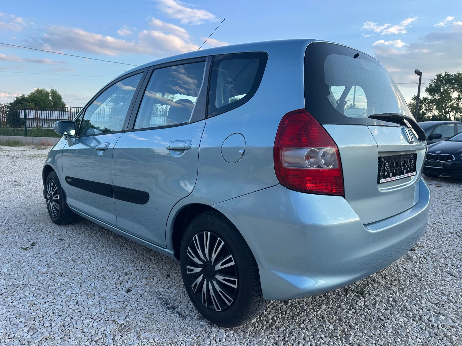 Honda Jazz 1.4 АВТОМАТИК FACELIFT KLIMA TOP, снимка 3 - Автомобили и джипове - 54568022