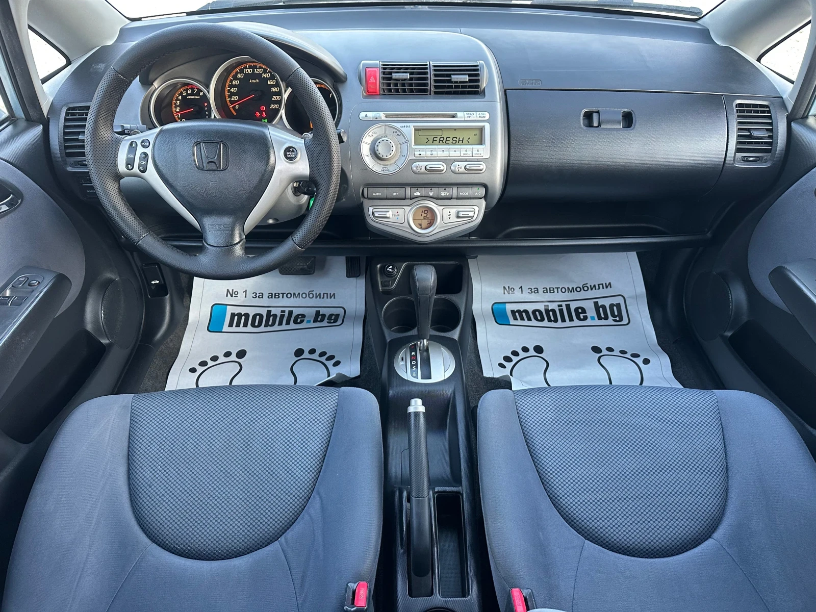 Honda Jazz 1.4 АВТОМАТИК FACELIFT KLIMA TOP, снимка 11 - Автомобили и джипове - 54568022