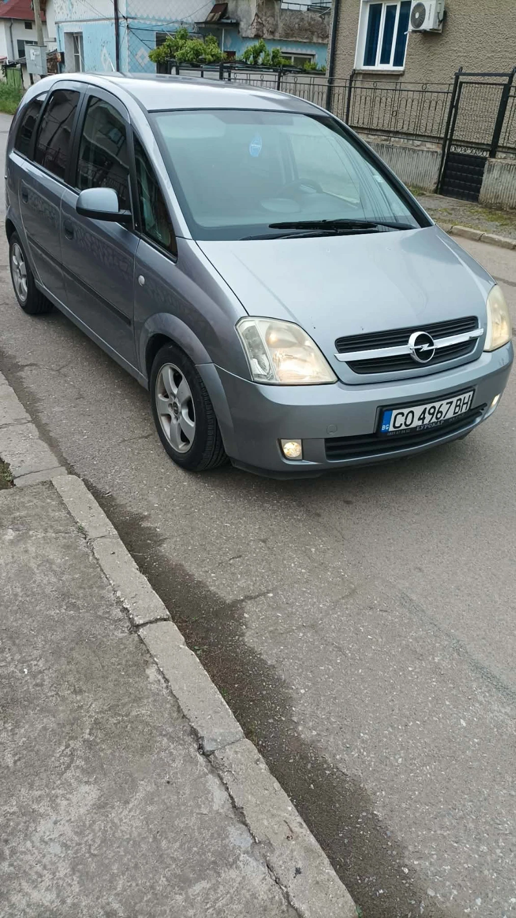 Opel Meriva 1.7CDTI, снимка 2 - Автомобили и джипове - 55001608