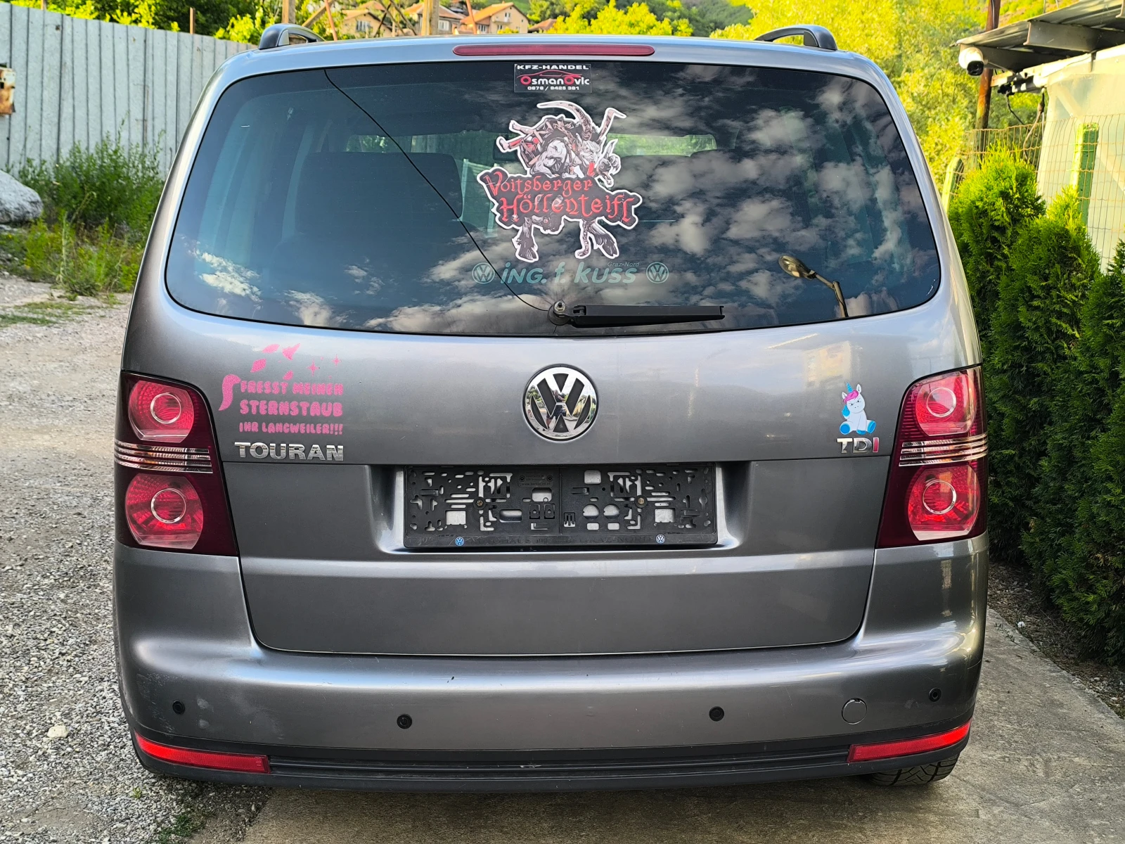 VW Touran -1.9TDI-101кс-6 скорости-КЛИМАТРОНИК-, снимка 4 - Автомобили и джипове - 55241539