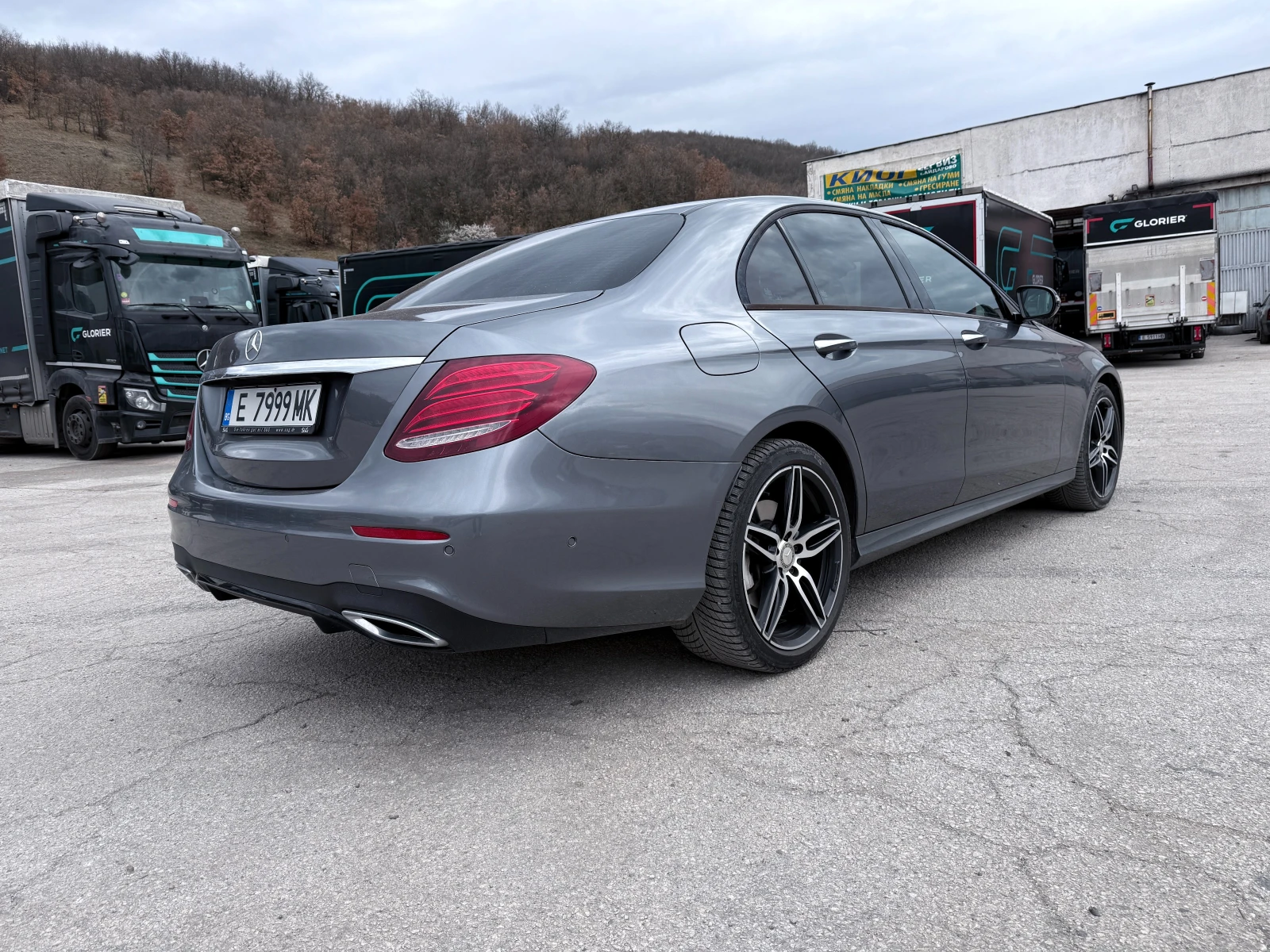Mercedes-Benz E 350, снимка 3 - Автомобили и джипове - 55508461