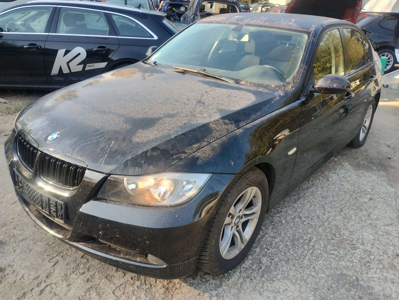BMW 320 2.0i, снимка 4 - Автомобили и джипове - 55908597