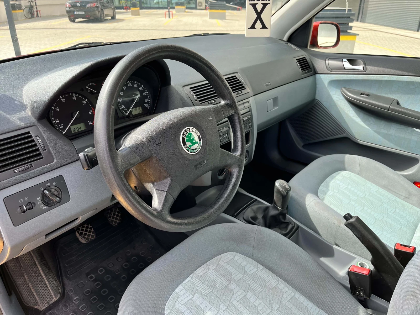 Skoda Fabia 1.4 БЕНЗИН-ГАЗ , снимка 12 - Автомобили и джипове - 56138898