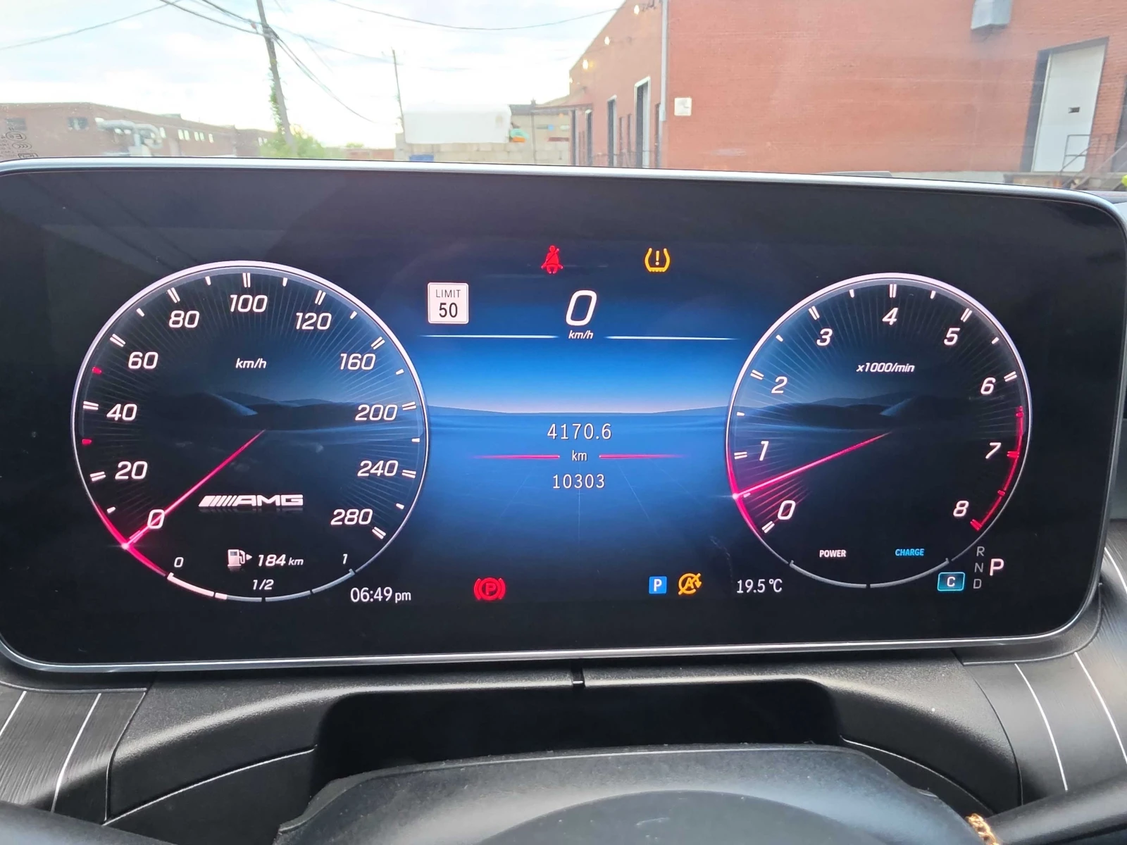 Mercedes-Benz CLE * AMG 53 * CARFAX * БЕЗ ПЪРВОНАЧАЛНА ВНОСКА, снимка 8 - Автомобили и джипове - 56157985