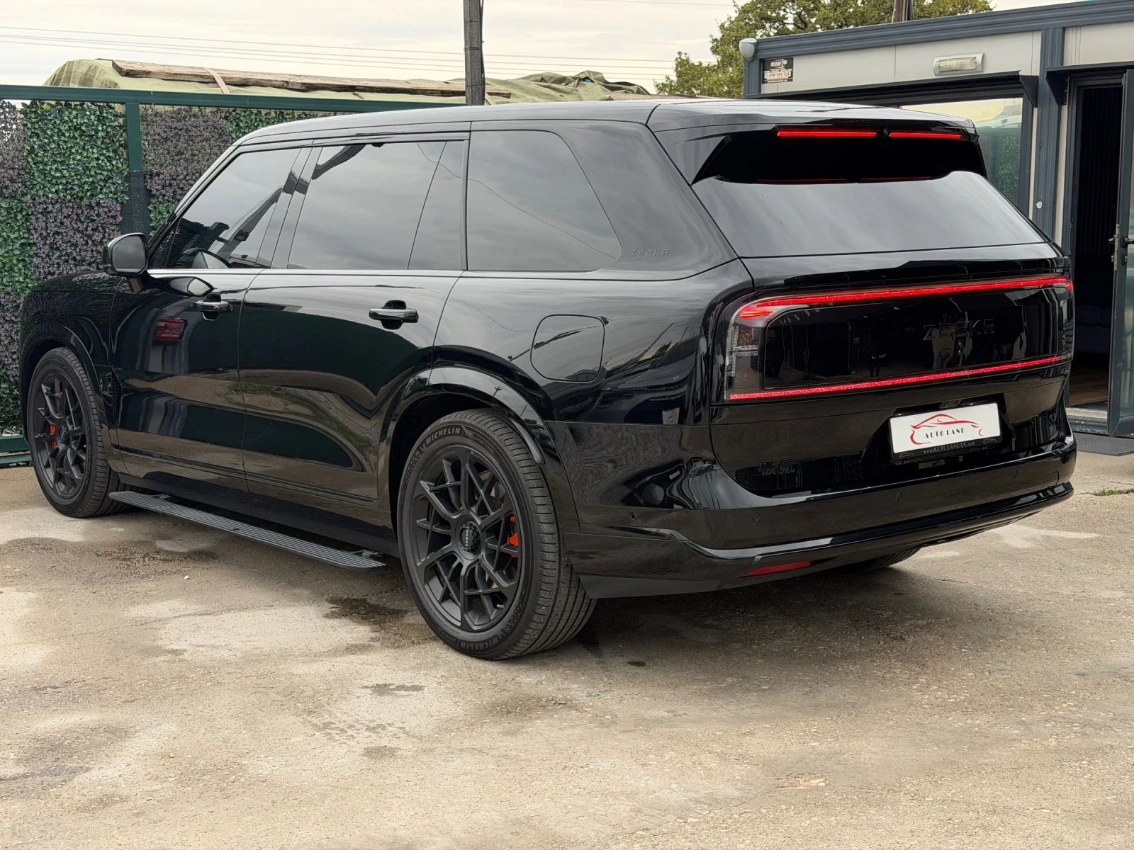 Zeekr Luxury !НАЛИЧЕН!!1400hp/9x/OBSIDIAN BLACK/СОБСТВЕН ЛИЗИНГ, снимка 6 - Автомобили и джипове - 56234386