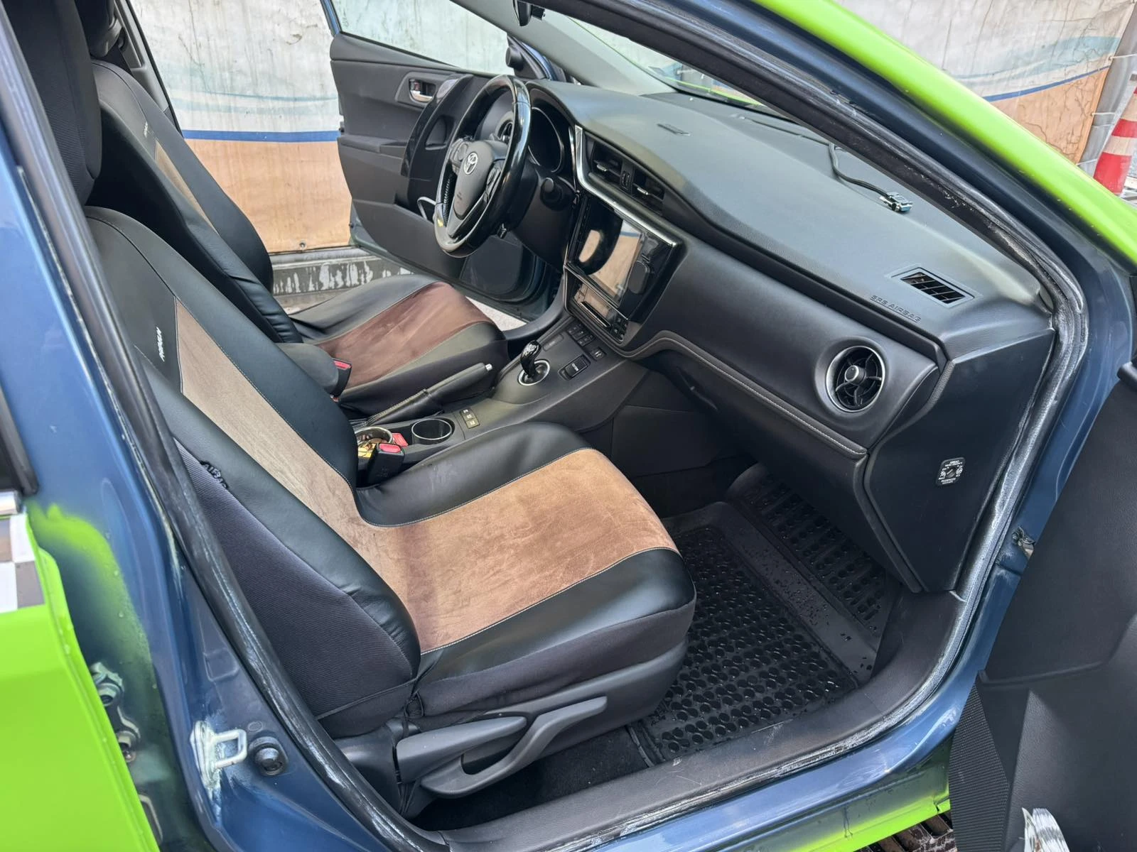 Toyota Auris ХЕЧБЕГ, снимка 3 - Автомобили и джипове - 56444304