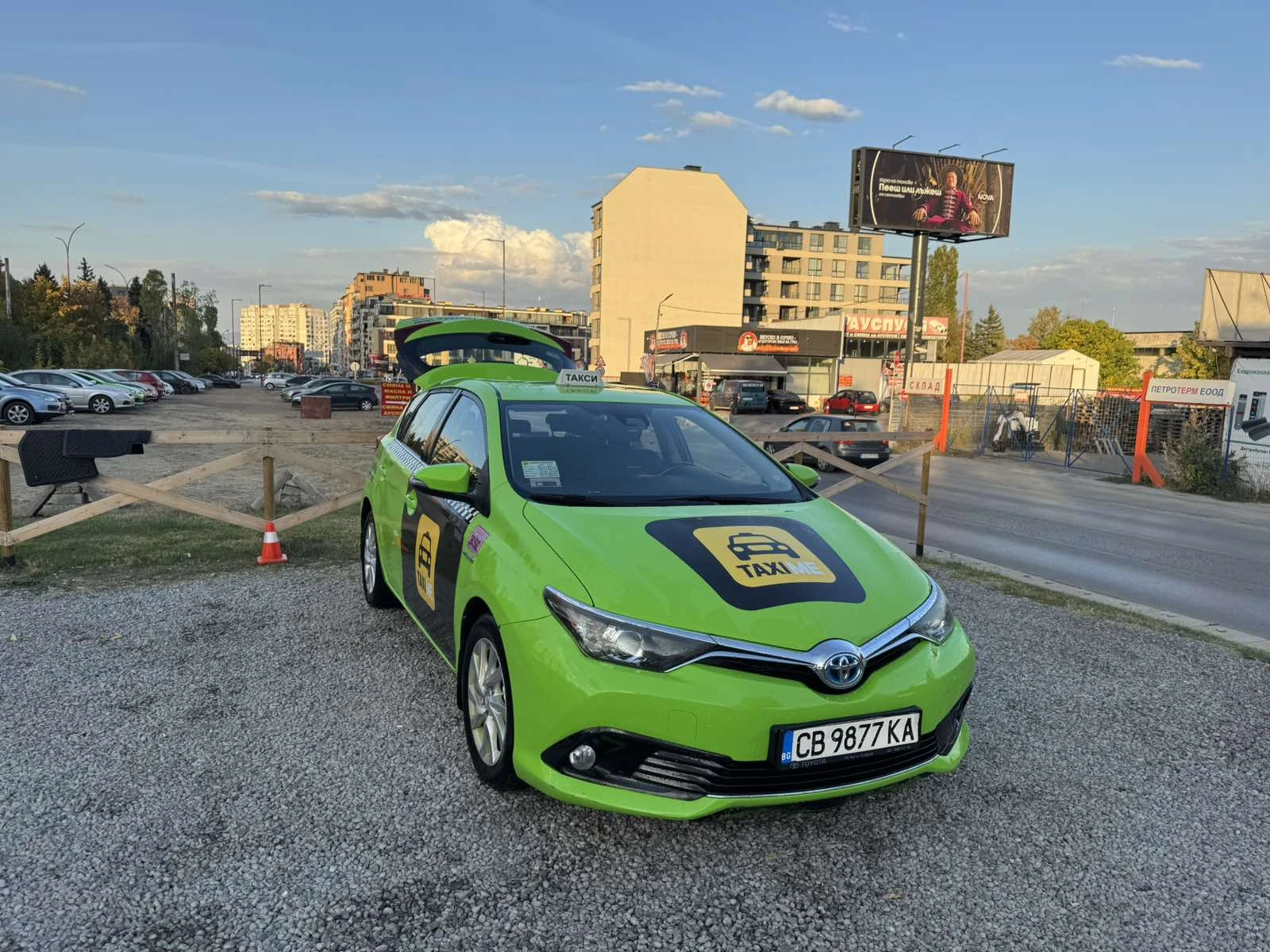 Toyota Auris ХЕЧБЕГ