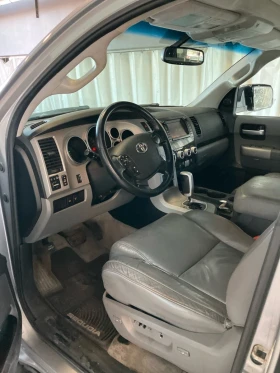 Toyota Sequoia 5.7* V8* LIMITED* ПОДГРЕВ* НАВИ* КОЖА* ЕЛ* СЕДАЛКИ, снимка 6