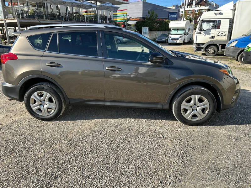 Toyota Rav4, снимка 6 - Автомобили и джипове - 46983759