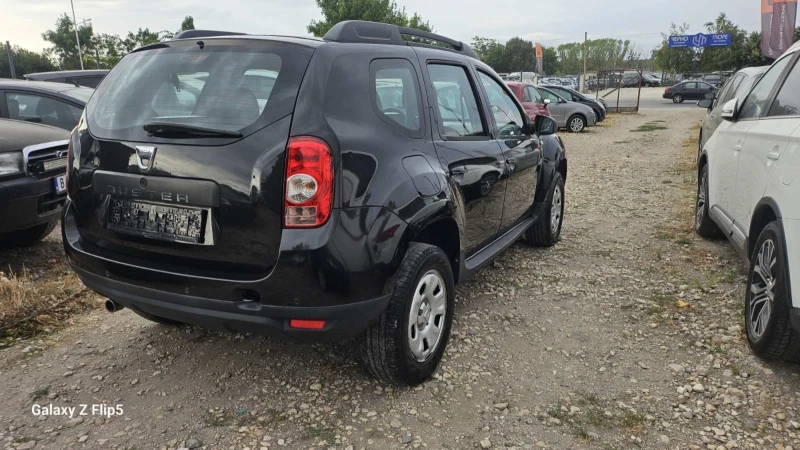 Dacia Duster 1.6i - LPG, снимка 4 - Автомобили и джипове - 51439462