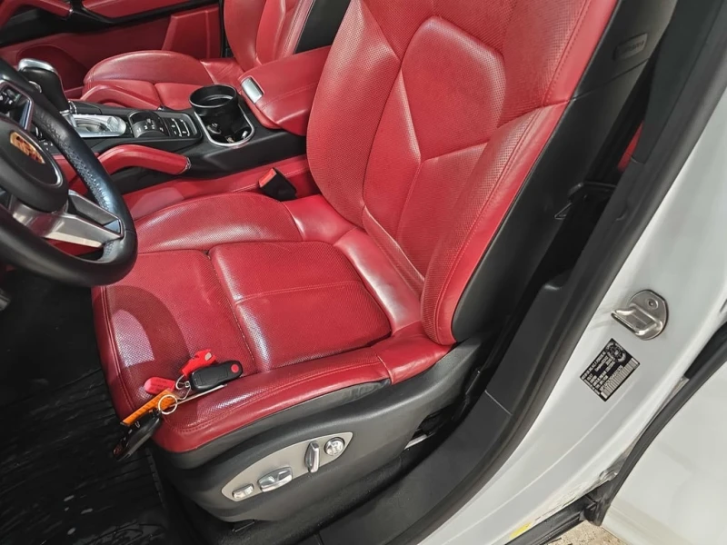 Porsche Cayenne * AWD 4dr * CARFAX * ФИНАНСИРАНЕ* КЛИП, снимка 9 - Автомобили и джипове - 52830724