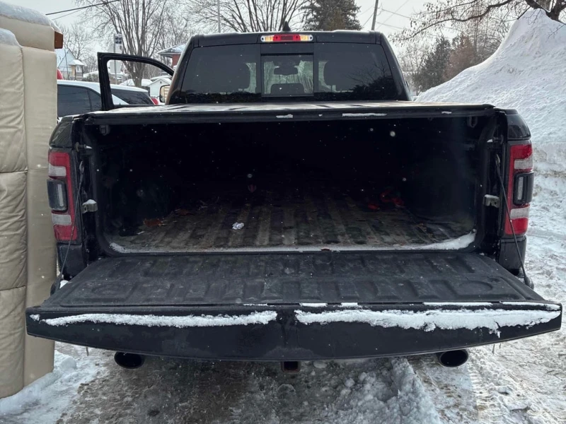 Dodge RAM 1500 * Sport * CARFAX / КАМЕРА/ПОДГРЕВИ , снимка 17 - Автомобили и джипове - 53455731