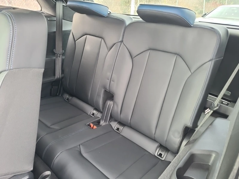 Audi SQ7 * CARFAX * БЕЗ ПЪРВОНАЧАЛНА ВНОСКА, снимка 14 - Автомобили и джипове - 52723636