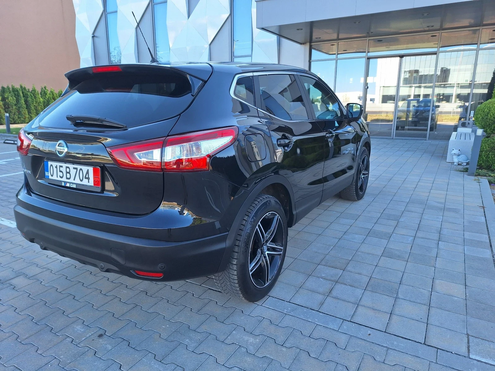 Nissan Qashqai бензин автомат  105000хк - изображение 8