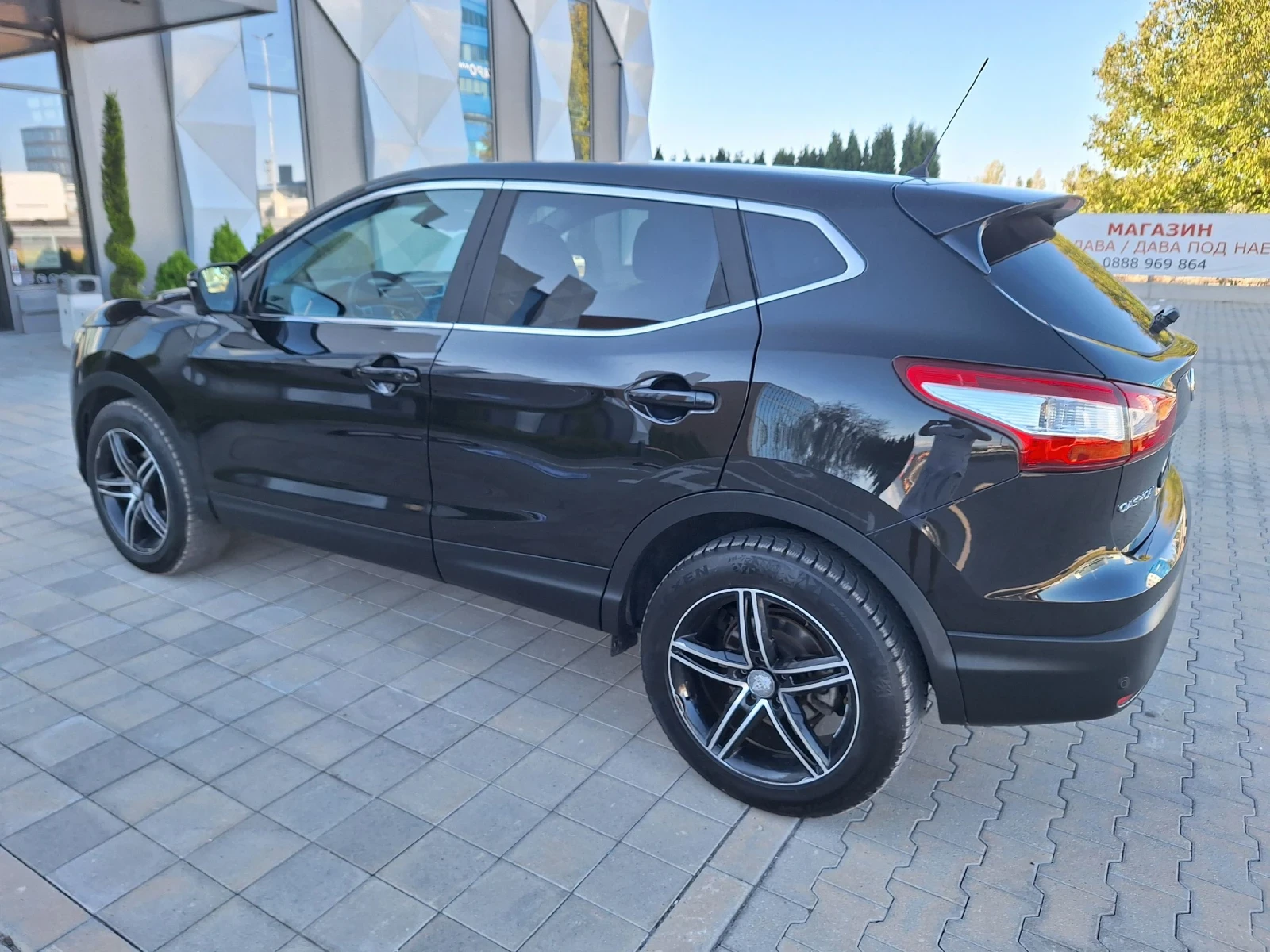 Nissan Qashqai бензин автомат  105000хк - изображение 5