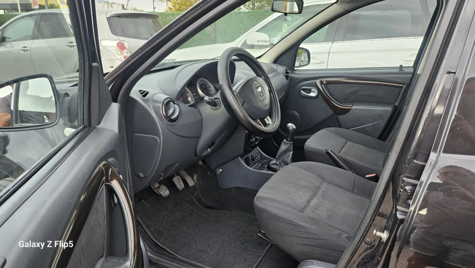 Dacia Duster 1.6i - LPG - изображение 7