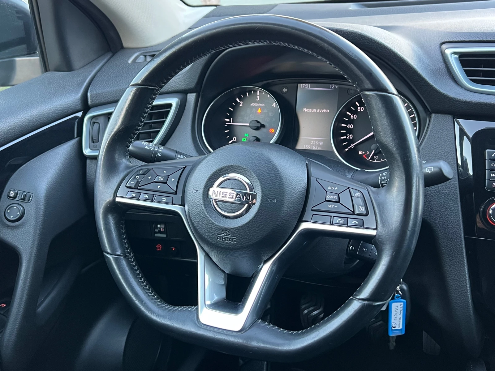 Nissan Qashqai 1.5DCI, ПЪЛНА СЕРВ. ИСТОРИЯ+ ФАКТУРИ-КАТО НОВ!!! | Mobile.bg — изображение 12